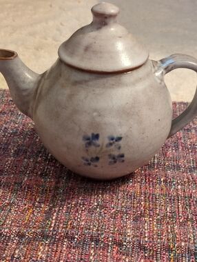 M L Owens Vintage Teapot